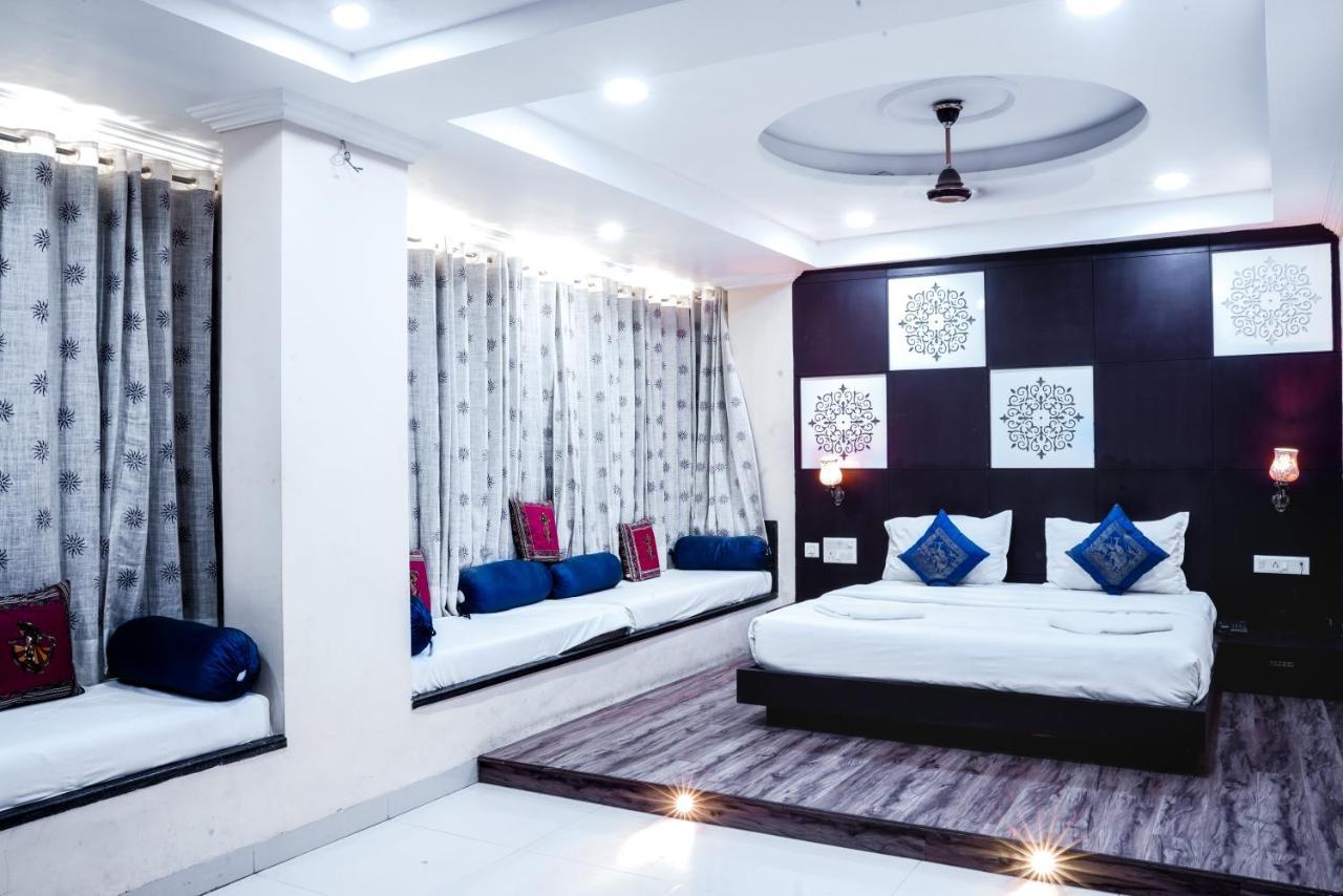 Hide-In Udaipur - A Lake View Boutique Hotel Exterior foto