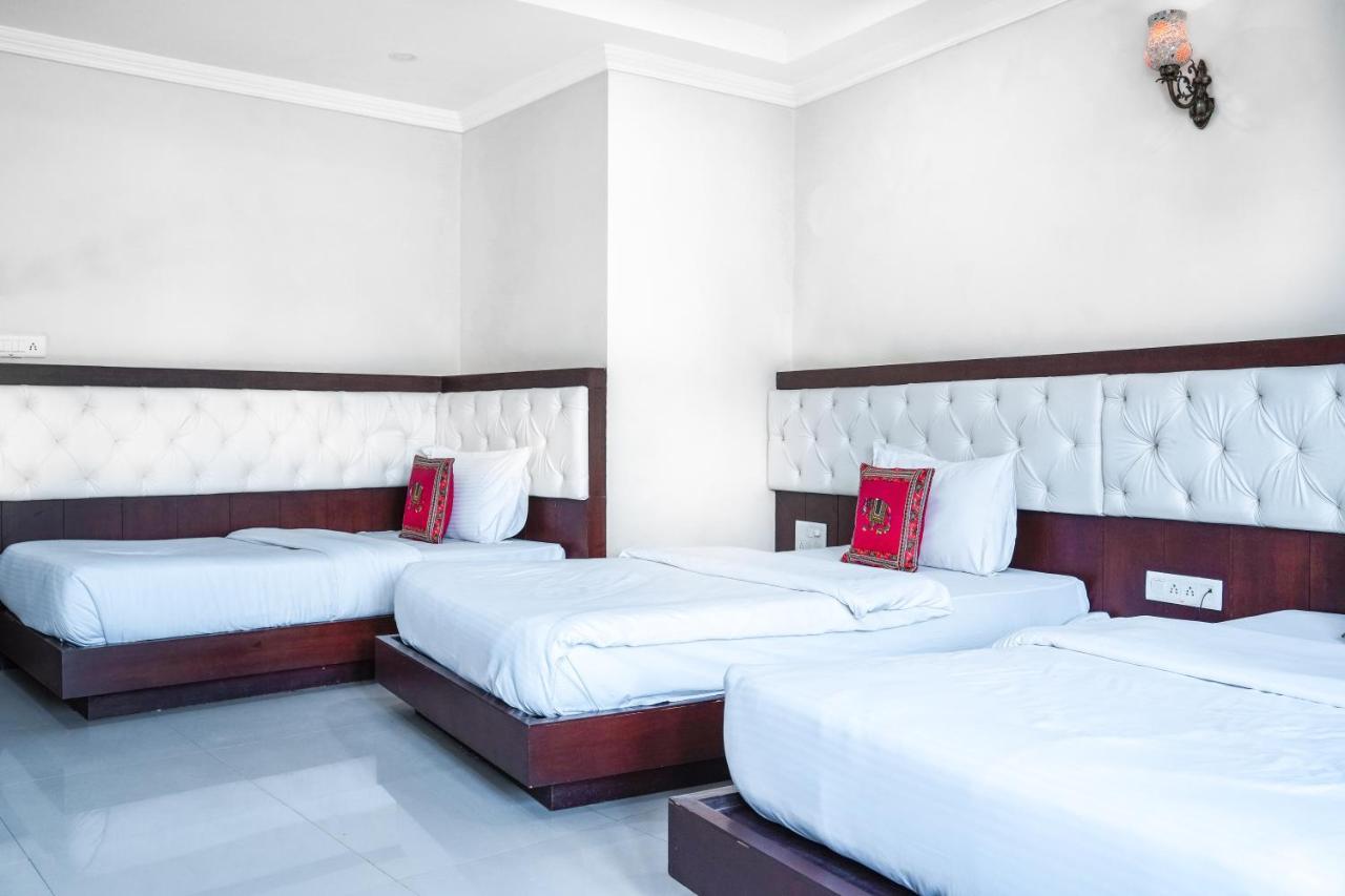 Hide-In Udaipur - A Lake View Boutique Hotel Exterior foto